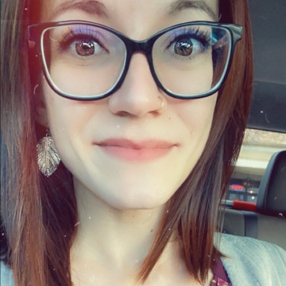 Meet your Posher, Riley - Picture 3 of 7